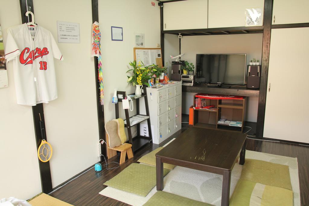 Guest House Carpe Hiroshima Koi Εξωτερικό φωτογραφία